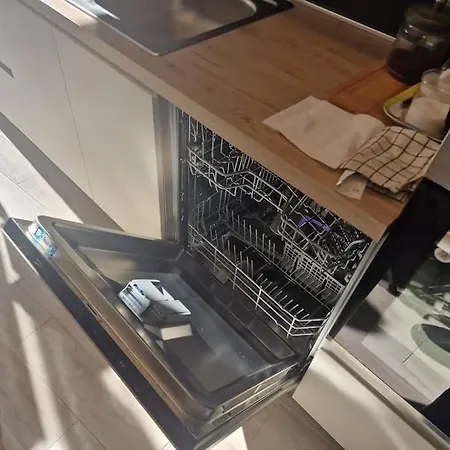 Pastel Blue House X 5 People In Corso Above Metro Montesanto * Neapol