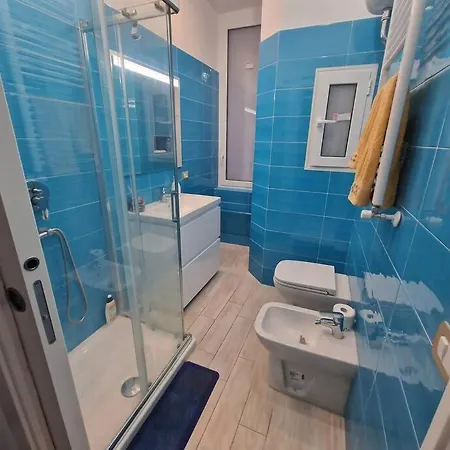 Pastel Blue House X 5 People In Corso Above Metro Montesanto * Neapol