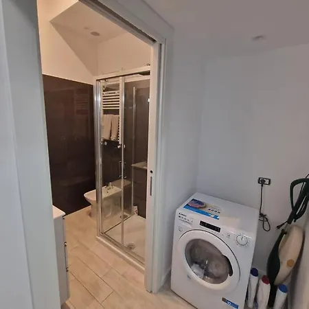 Pastel Blue House X 5 People In Corso Above Metro Montesanto Apartmán